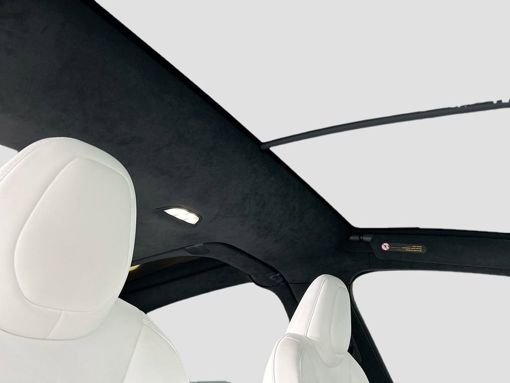 Used 2021 Tesla Model X Performance image 17