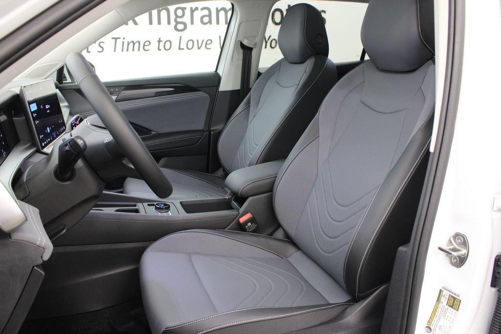 New 2026 Volkswagen Tiguan SE FWD image 14