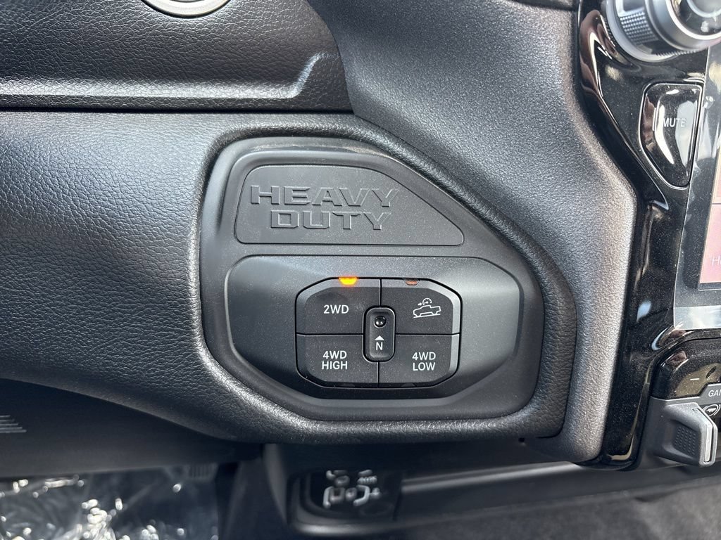 New 2026 RAM 2500 Warlock AWD/4WD image 14