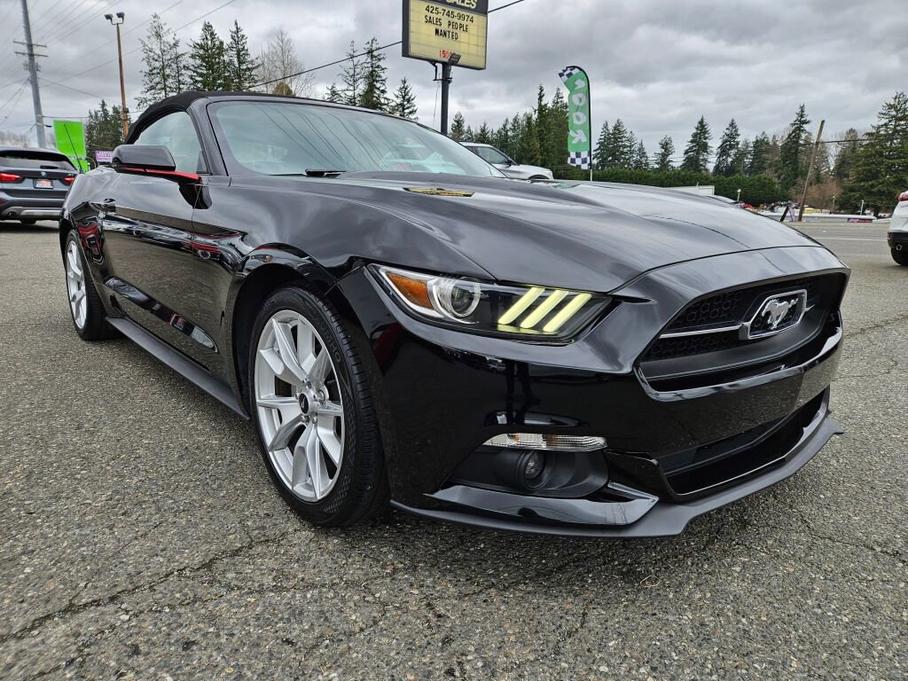 Used 2015 Ford Mustang Premium w/ Equipment Group 201A image 15