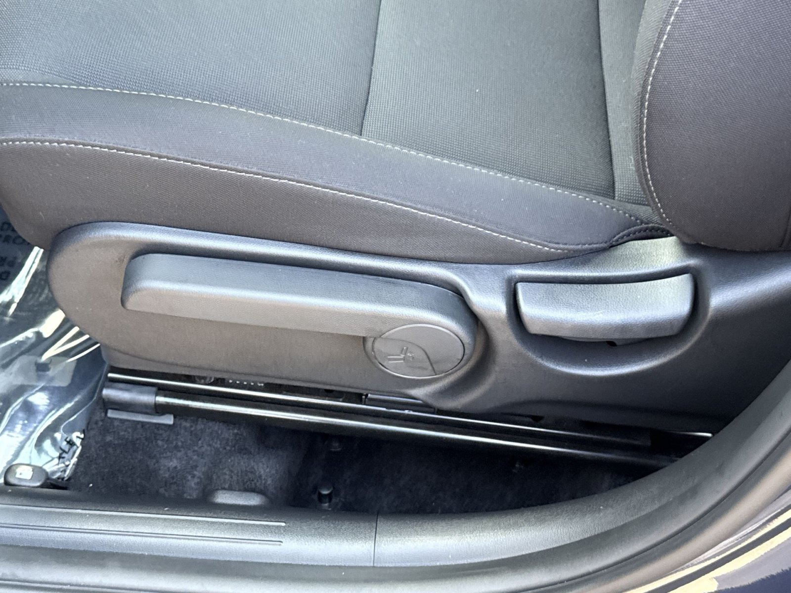 Used 2026 Hyundai Kona SEL Sport FWD image 14