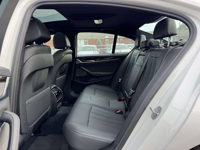 Used 2023 BMW 530e RWD image 17