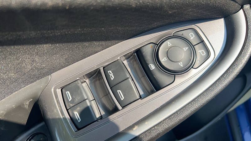 Used 2023 Chevrolet Malibu LT FWD image 15