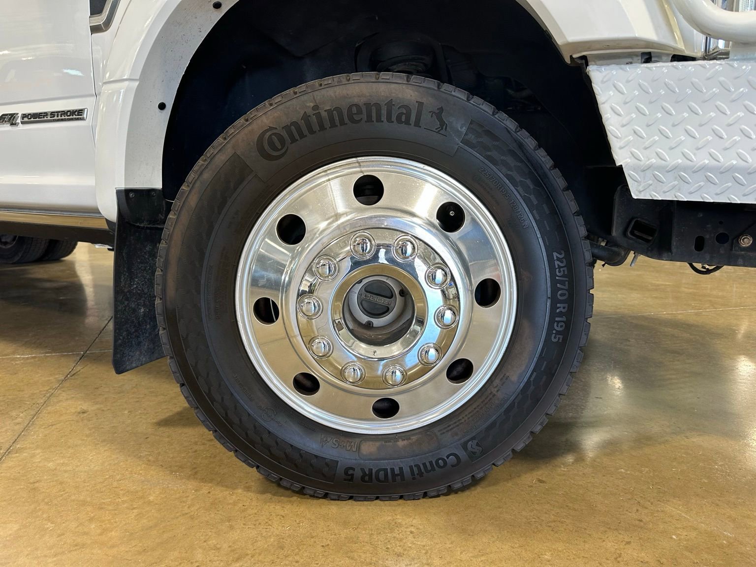 Used 2022 Ford F450 Limited w/ FX4 Off-Road Package image 9