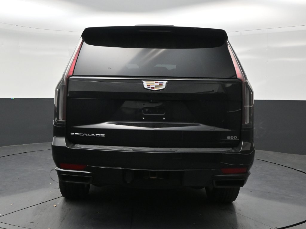 Used 2023 Cadillac Escalade Premium Luxury AWD/4WD image 4