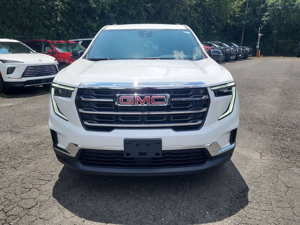 Certified 2025 GMC Acadia Elevation FWD image 3