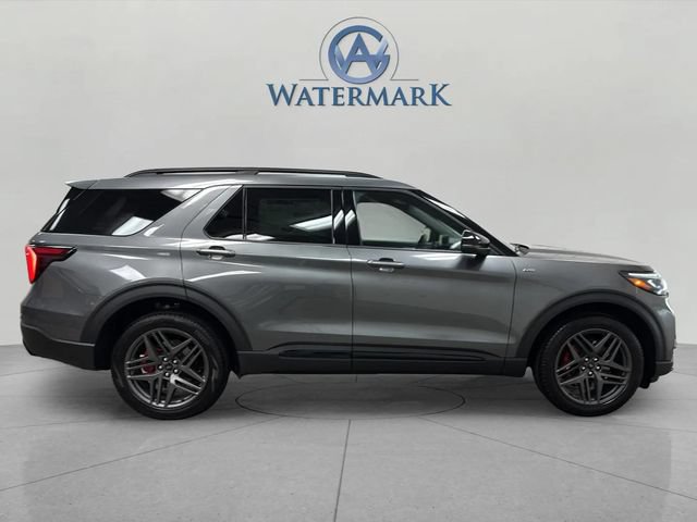 New 2026 Ford Explorer ST-Line w/ ST-Line Street Pack AWD/4WD image 6