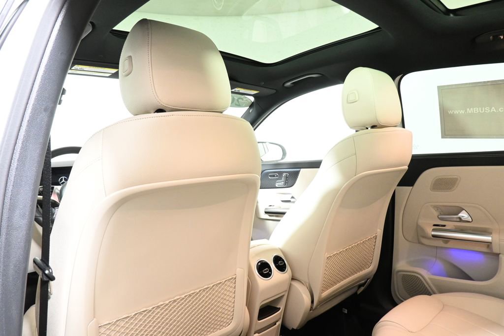 Certified 2026 Mercedes-Benz GLA 250 4MATIC image 31