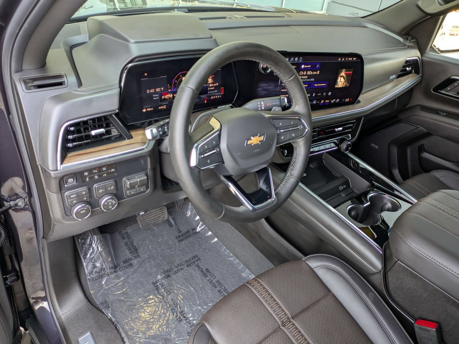 Used 2026 Chevrolet Tahoe High Country w/ Sun And Tow Package AWD/4WD image 12