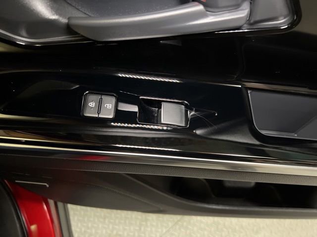 Used 2023 Subaru Solterra AWD image 61