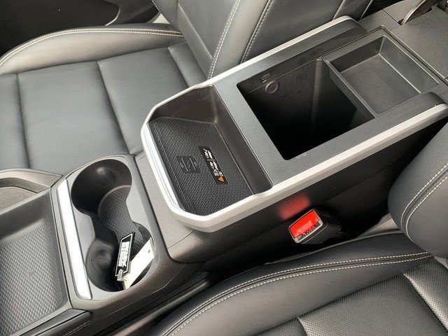 Certified 2025 GMC Terrain Elevation w/ Elevation Premium Package image 25