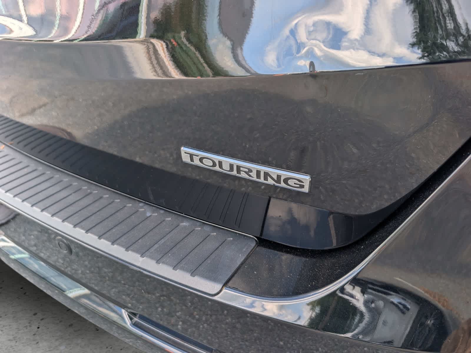 Certified 2025 Honda Odyssey Touring image 10