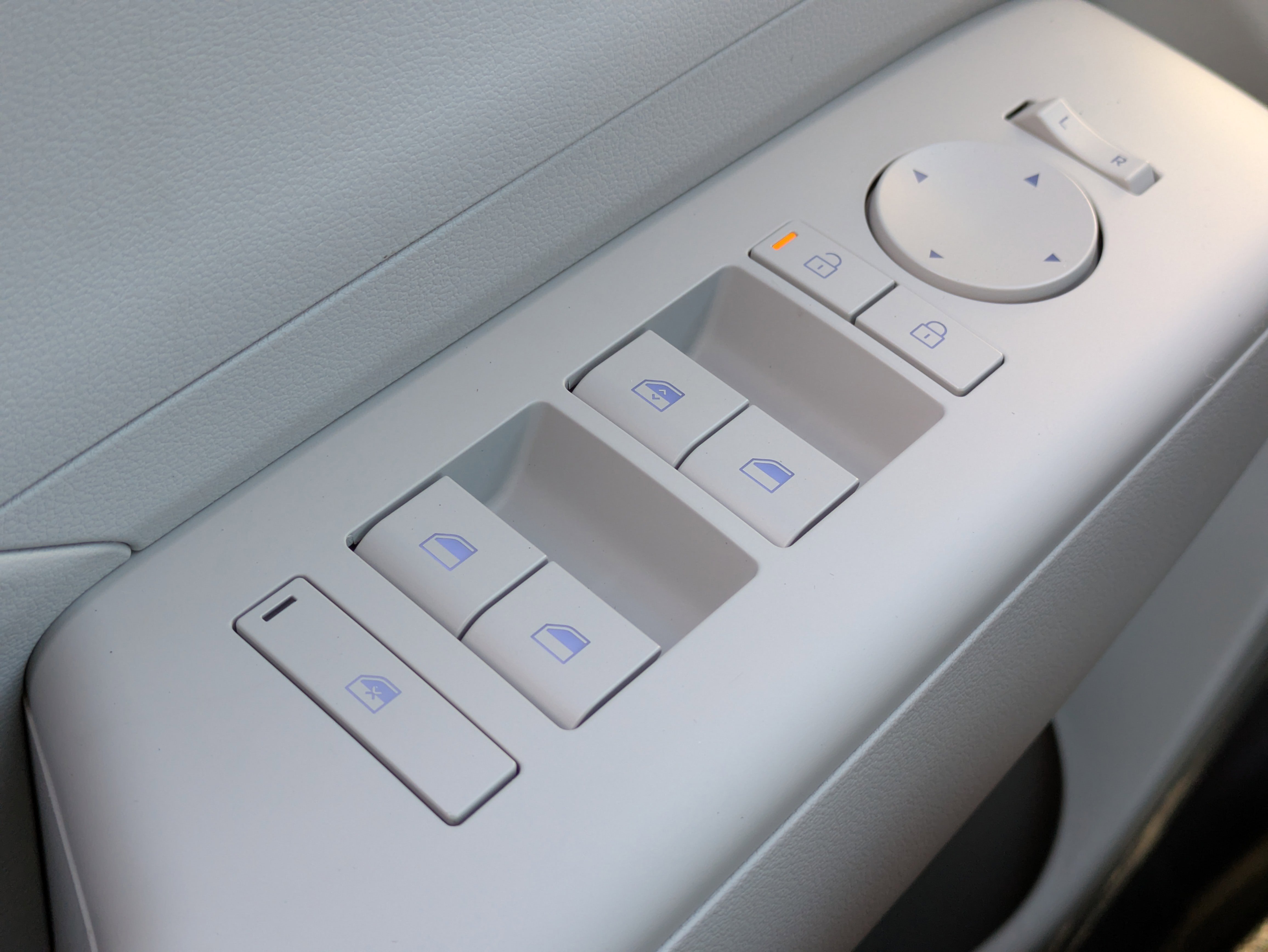 New 2026 Hyundai Kona SE image 21