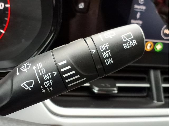 Used 2024 Chevrolet Trax RS w/ Driver Confidence Package FWD image 29