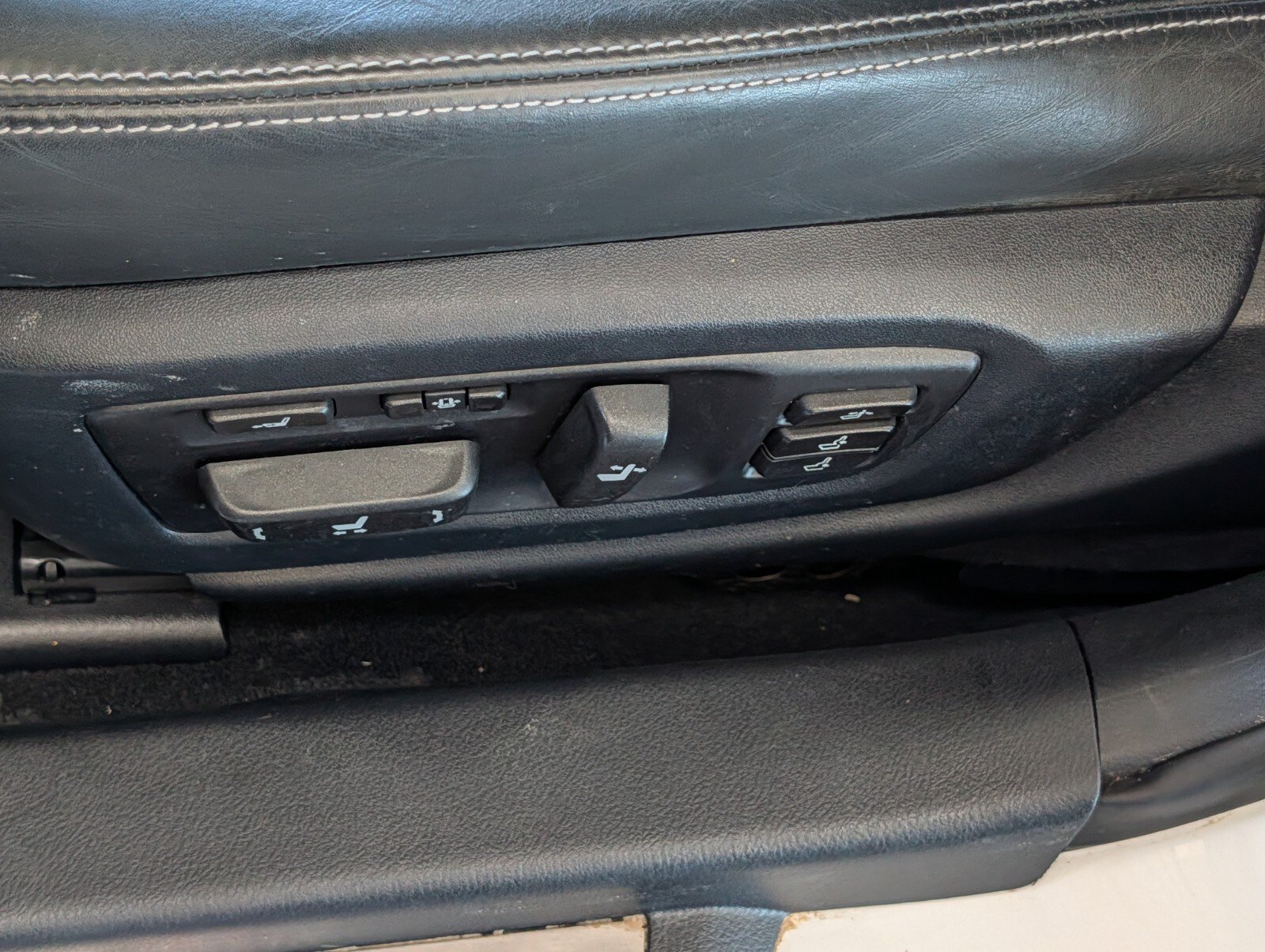 Used 2014 Lexus GS 450h RWD image 10
