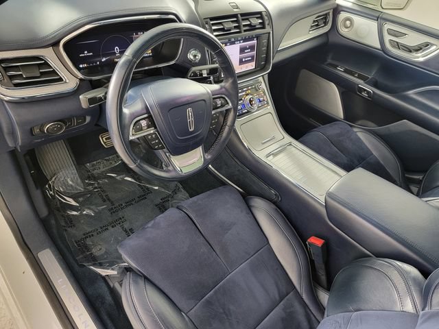 Used 2017 Lincoln Continental Black Label w/ Climate Package AWD/4WD image 12