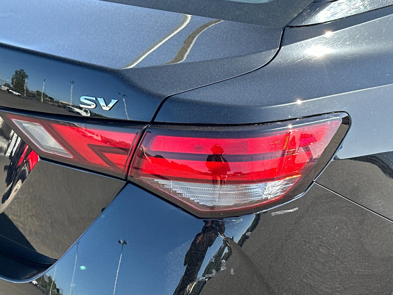 Used 2022 Nissan Sentra SV FWD image 24
