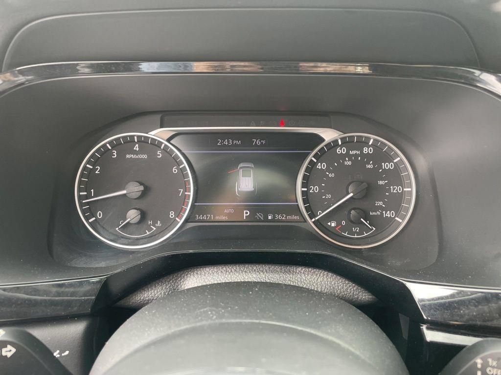 Used 2025 Nissan Pathfinder SV AWD/4WD image 22