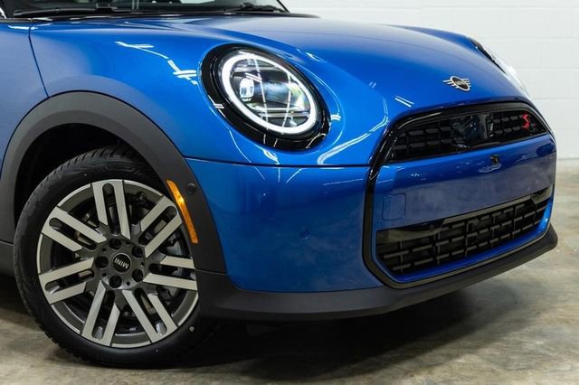 Certified 2025 MINI Cooper S image 6