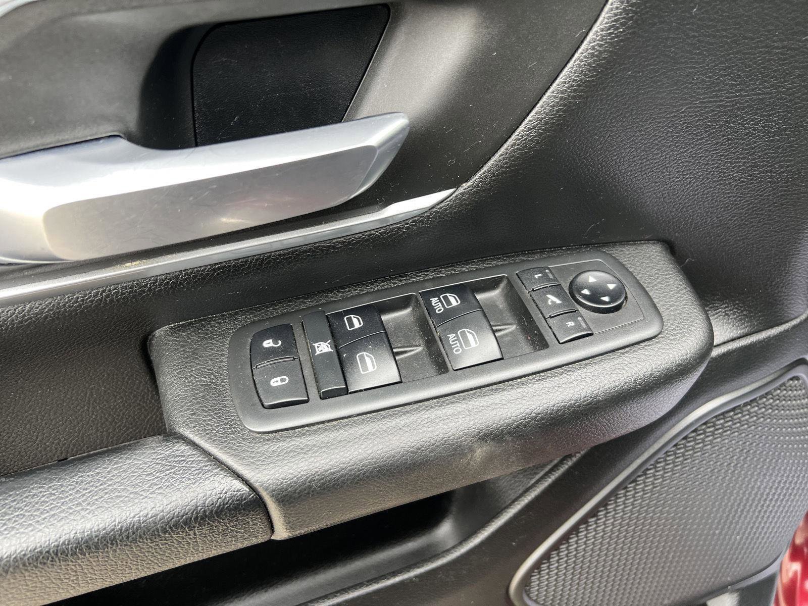 Used 2019 RAM 1500 Big Horn image 12