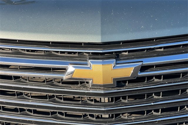 Used 2023 Chevrolet Traverse LT image 38