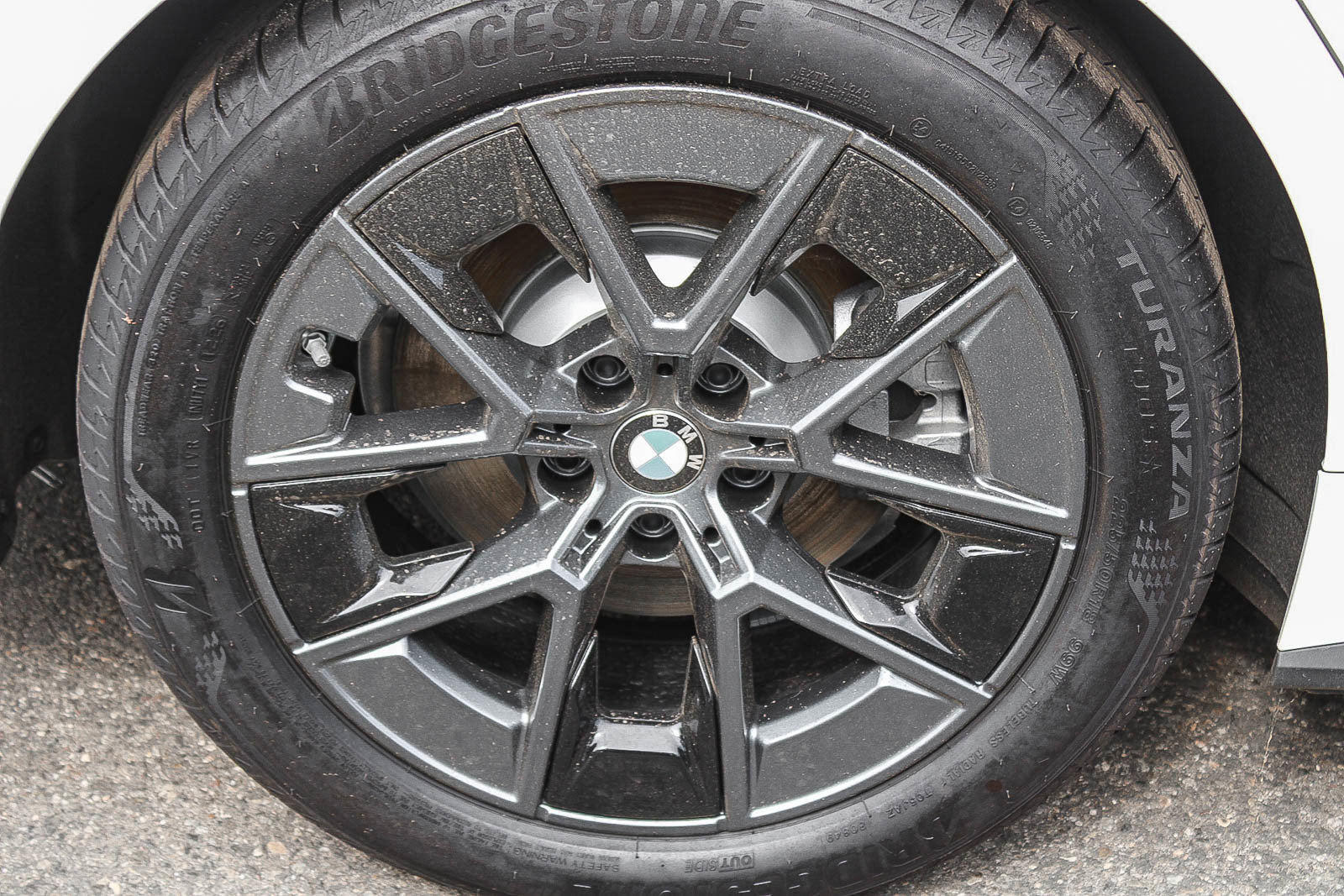 New 2026 BMW i4 xDrive40i AWD/4WD image 11