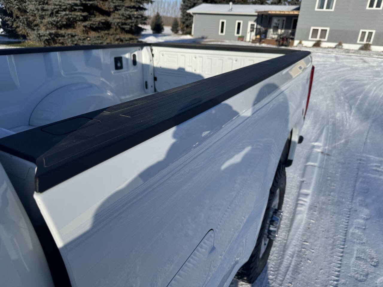 Used 2023 Ford F350 XLT w/ Camper Package image 27