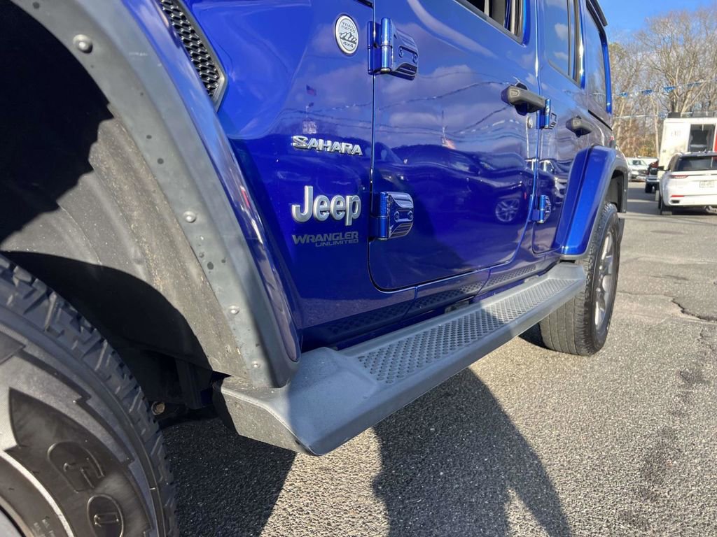 Certified 2018 Jeep Wrangler Unlimited Sahara image 17