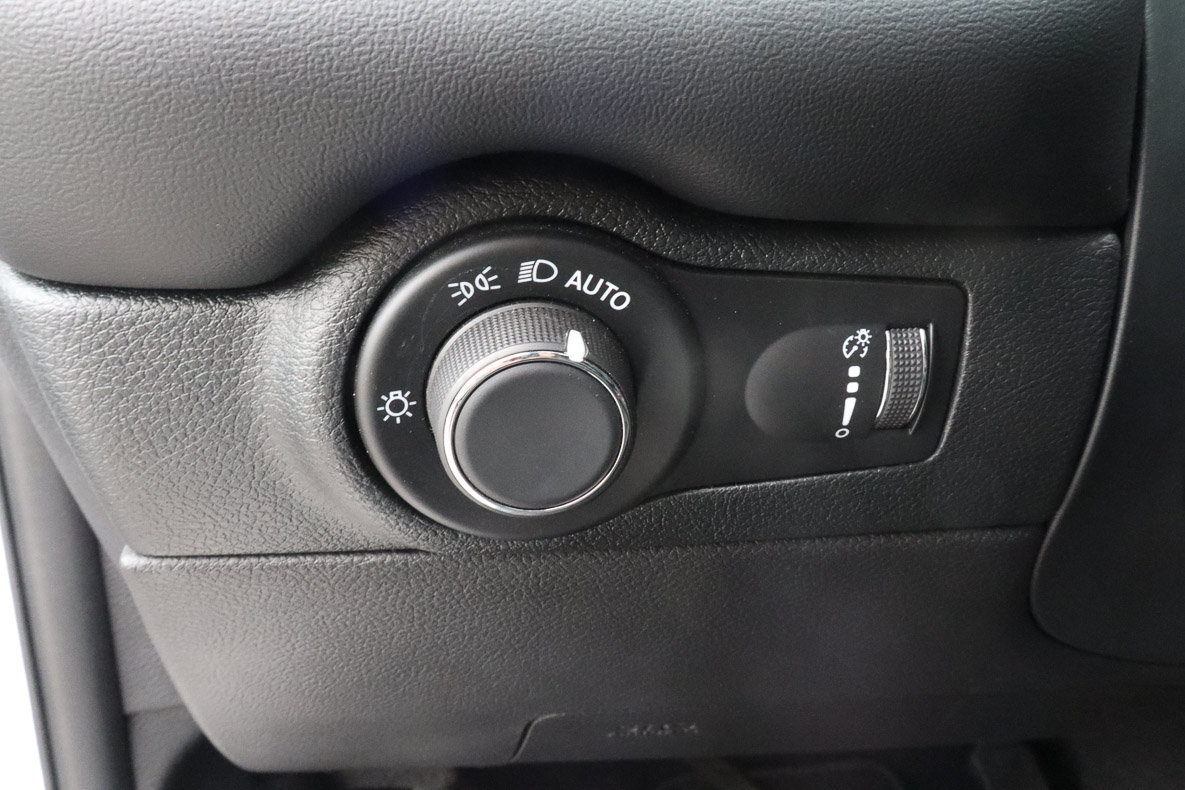 Used 2025 Dodge Durango R/T AWD/4WD image 17