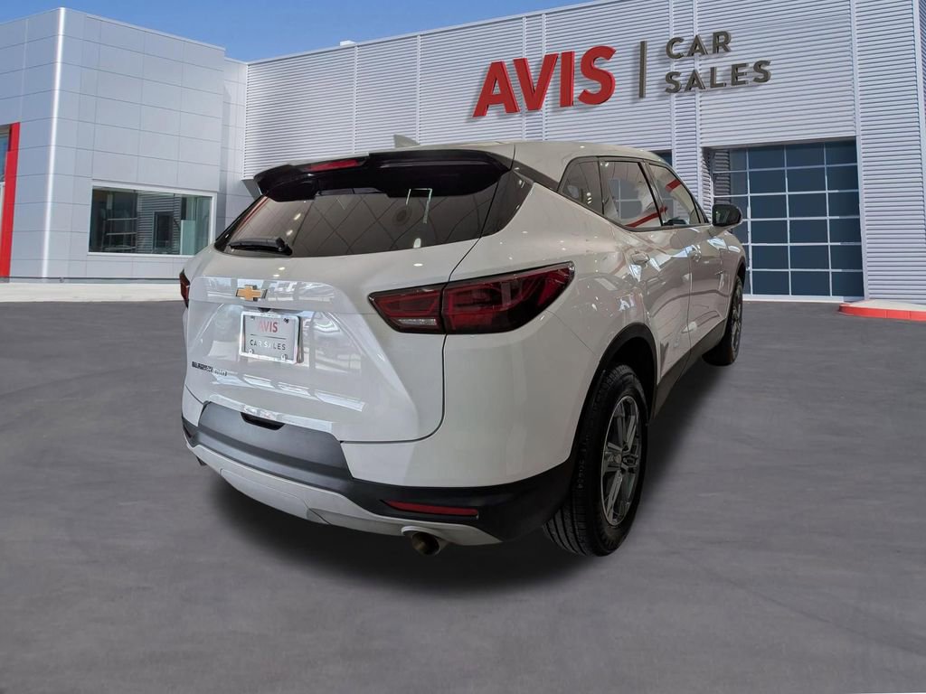 Used 2025 Chevrolet Blazer LT image 5