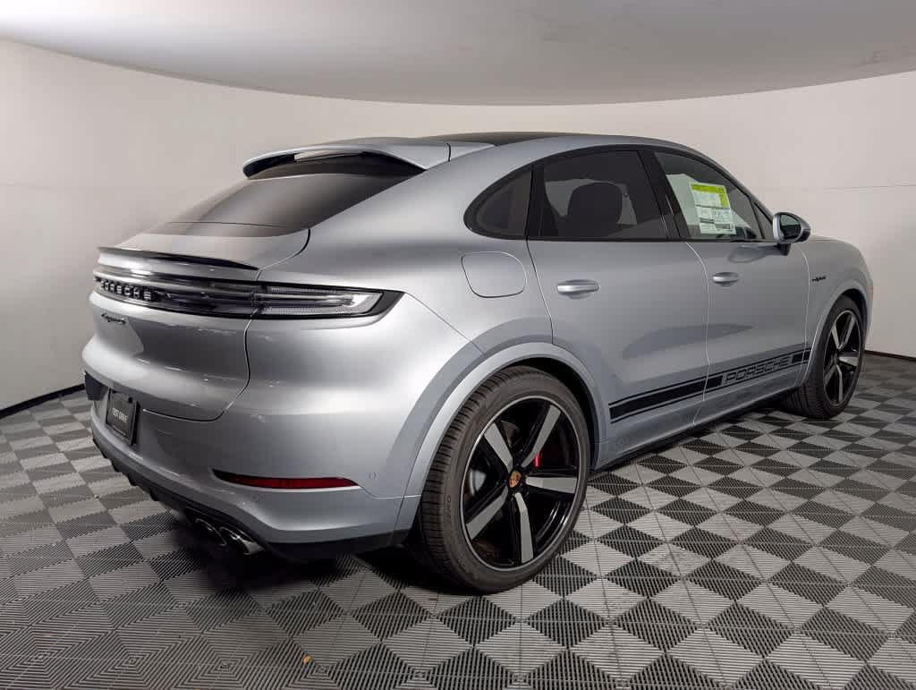 New 2026 Porsche Cayenne S AWD/4WD image 7