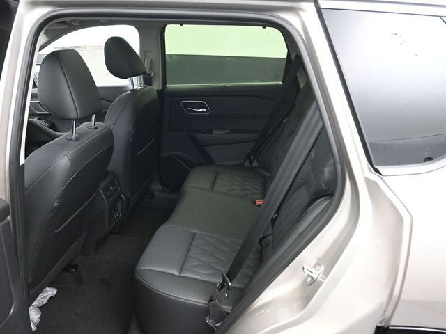 New 2026 Nissan Rogue Platinum image 10