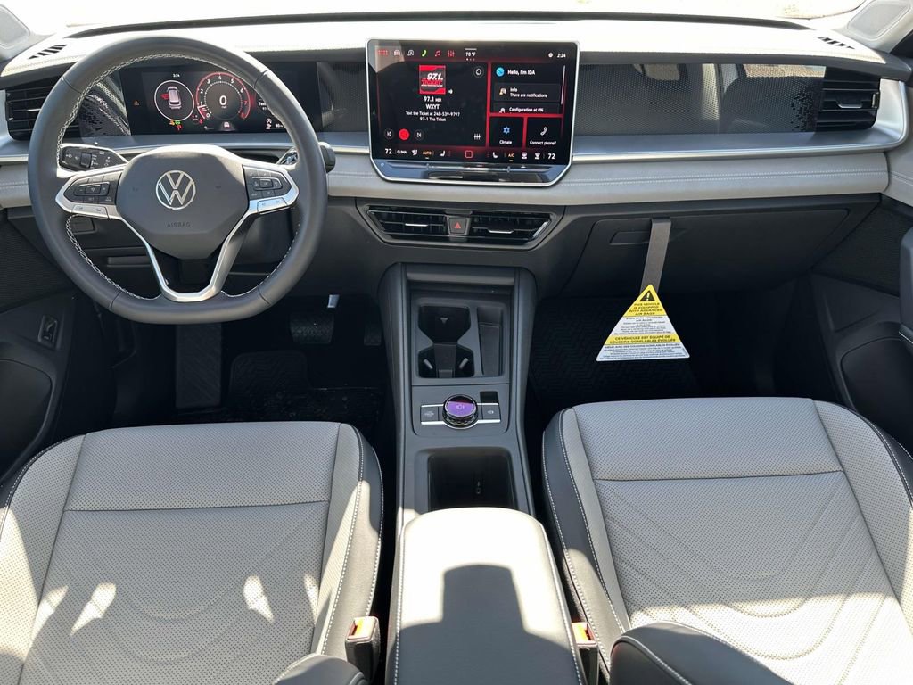 New 2026 Volkswagen Tiguan SE image 11