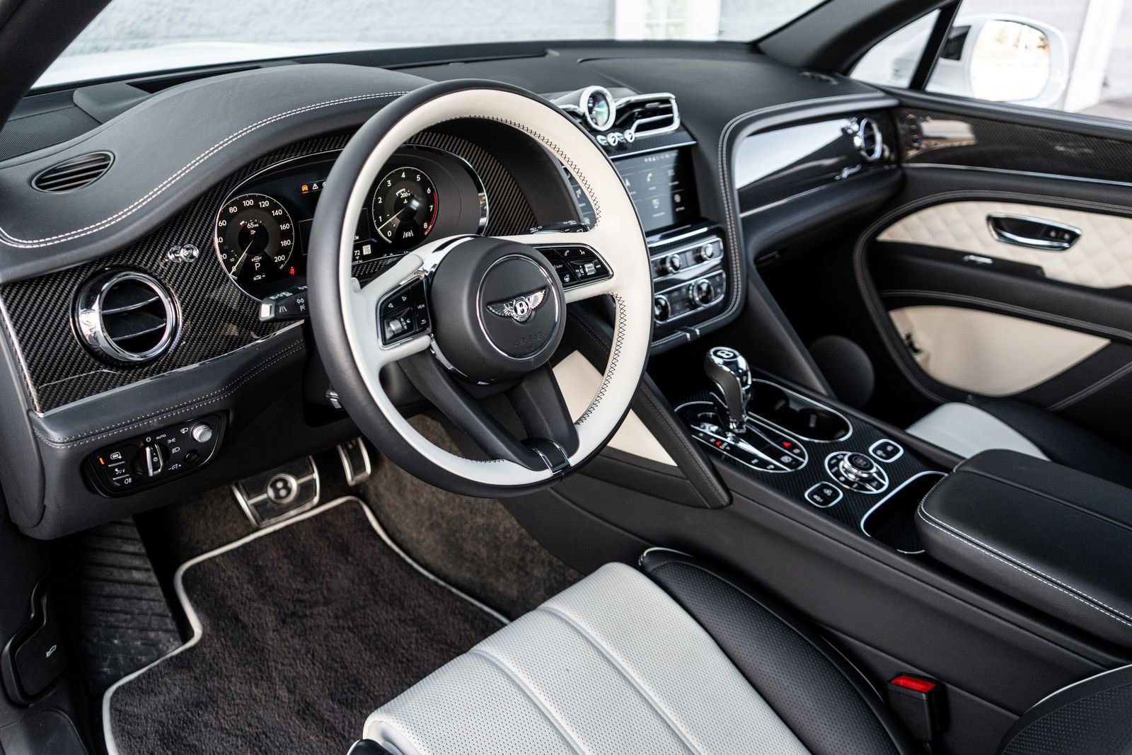 Certified 2023 Bentley Bentayga Speed image 30
