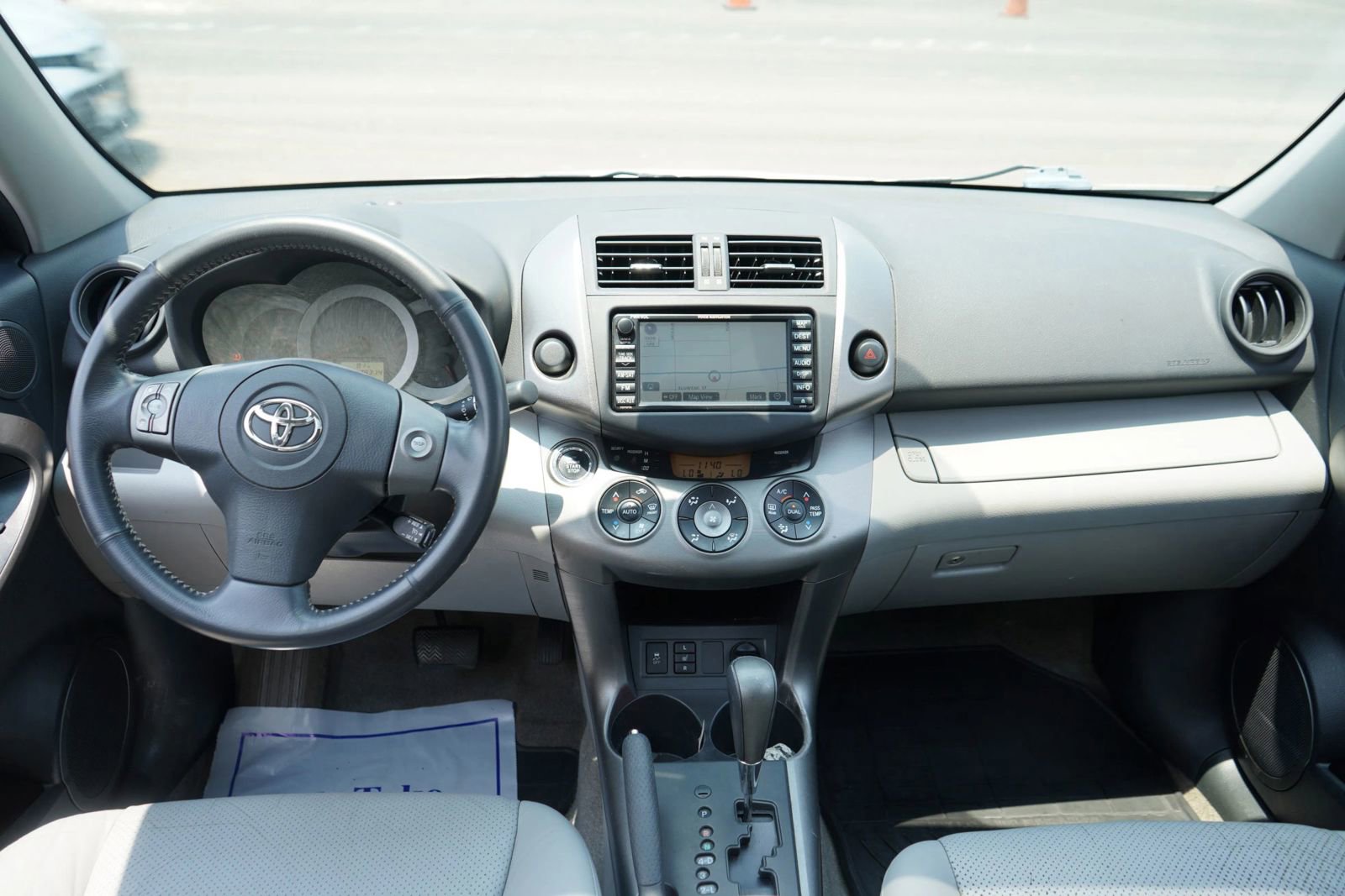 Used 2010 Toyota RAV4 Limited FWD image 17