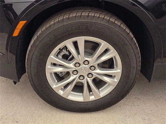 New 2026 Cadillac XT5 Luxury w/ LPO, Floor Liner Package image 9