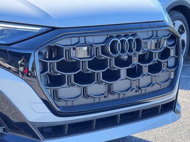 New 2026 Audi SQ8 Prestige image 2
