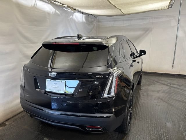 Certified 2022 Cadillac XT5 Sportv w/ LPO, ONYX Package AWD/4WD image 4