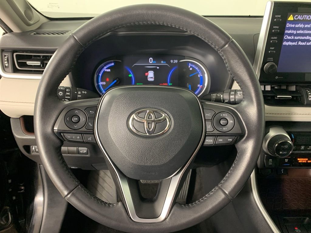 Used 2022 Toyota RAV4 Limited image 22