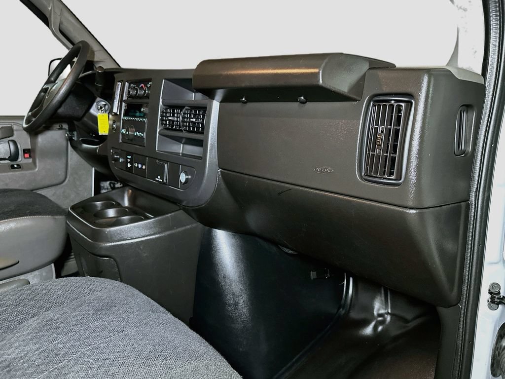 Used 2025 Chevrolet Express 2500 w/ Driver Convenience Package RWD image 34