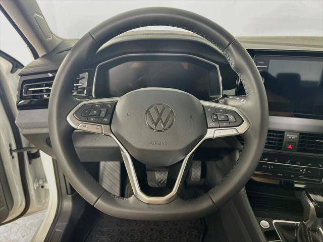 New 2027 Volkswagen Jetta SE FWD image 11