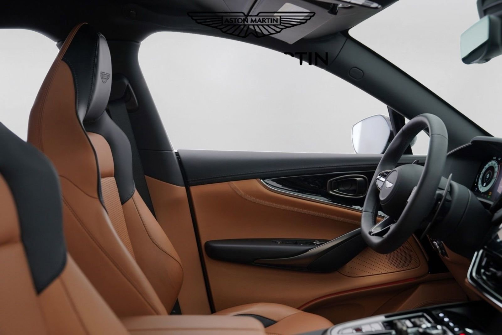 Used 2025 Aston Martin DBX 707 AWD/4WD image 55