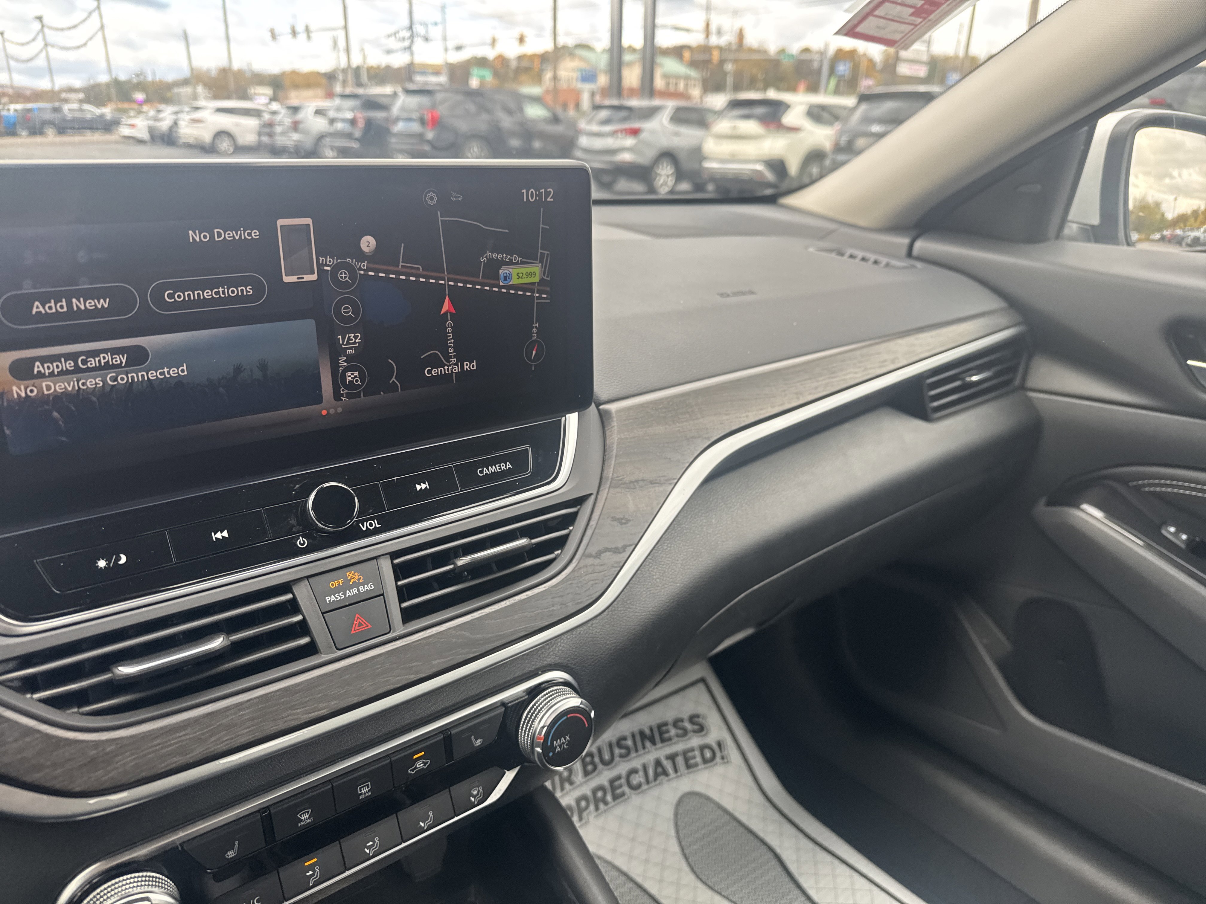 Used 2023 Nissan Altima 2.5 SV w/ SV Premium Package image 22