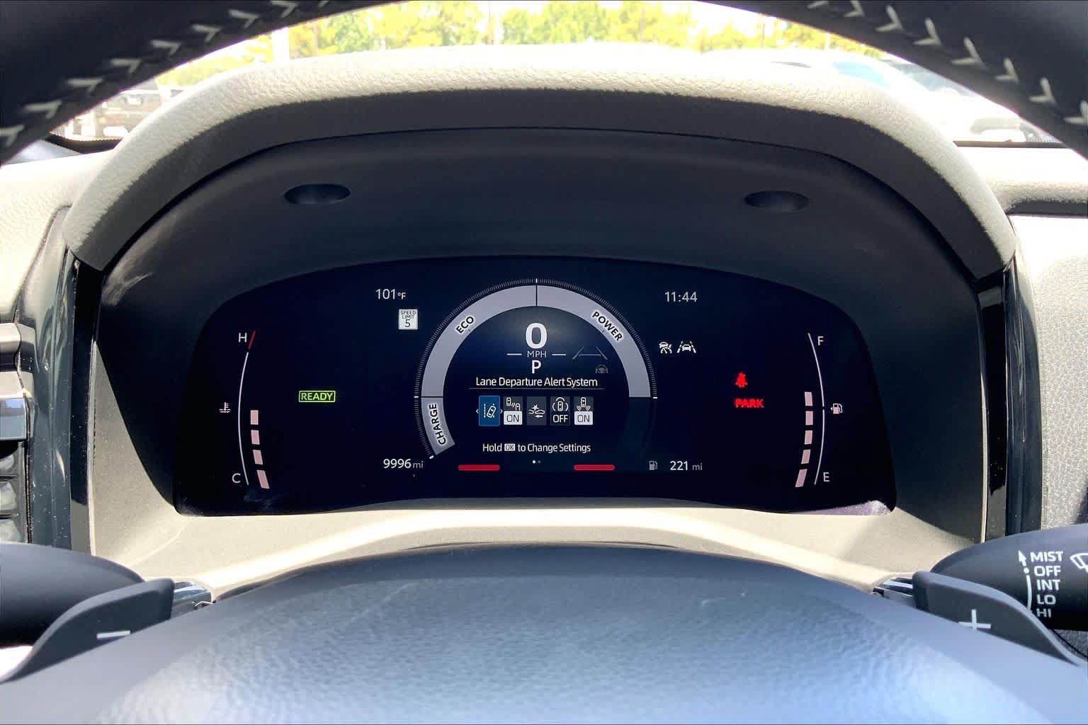 Used 2025 Toyota Camry SE FWD image 49