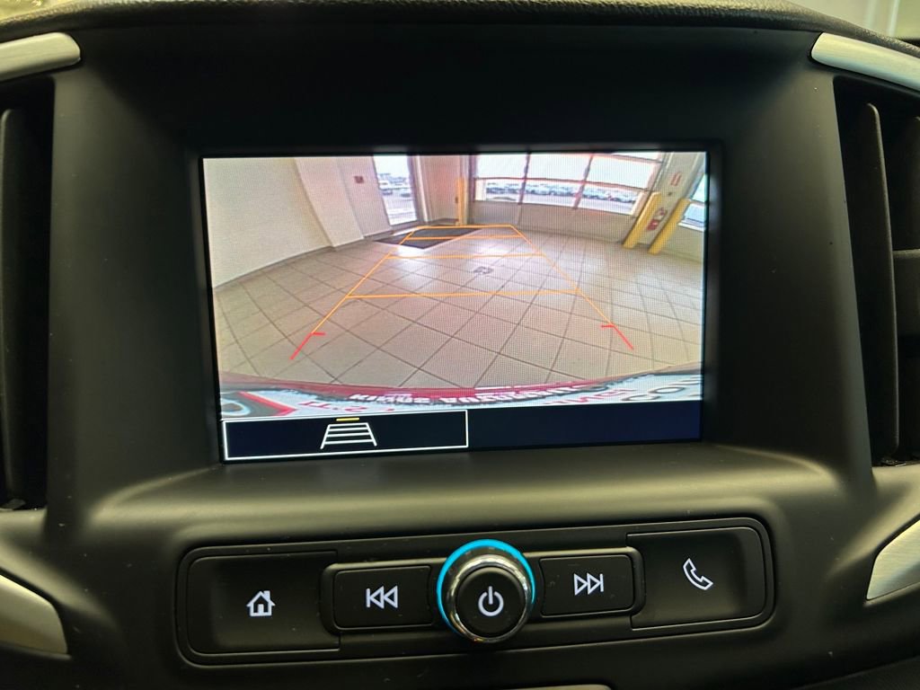 Used 2024 GMC Terrain SLE image 13