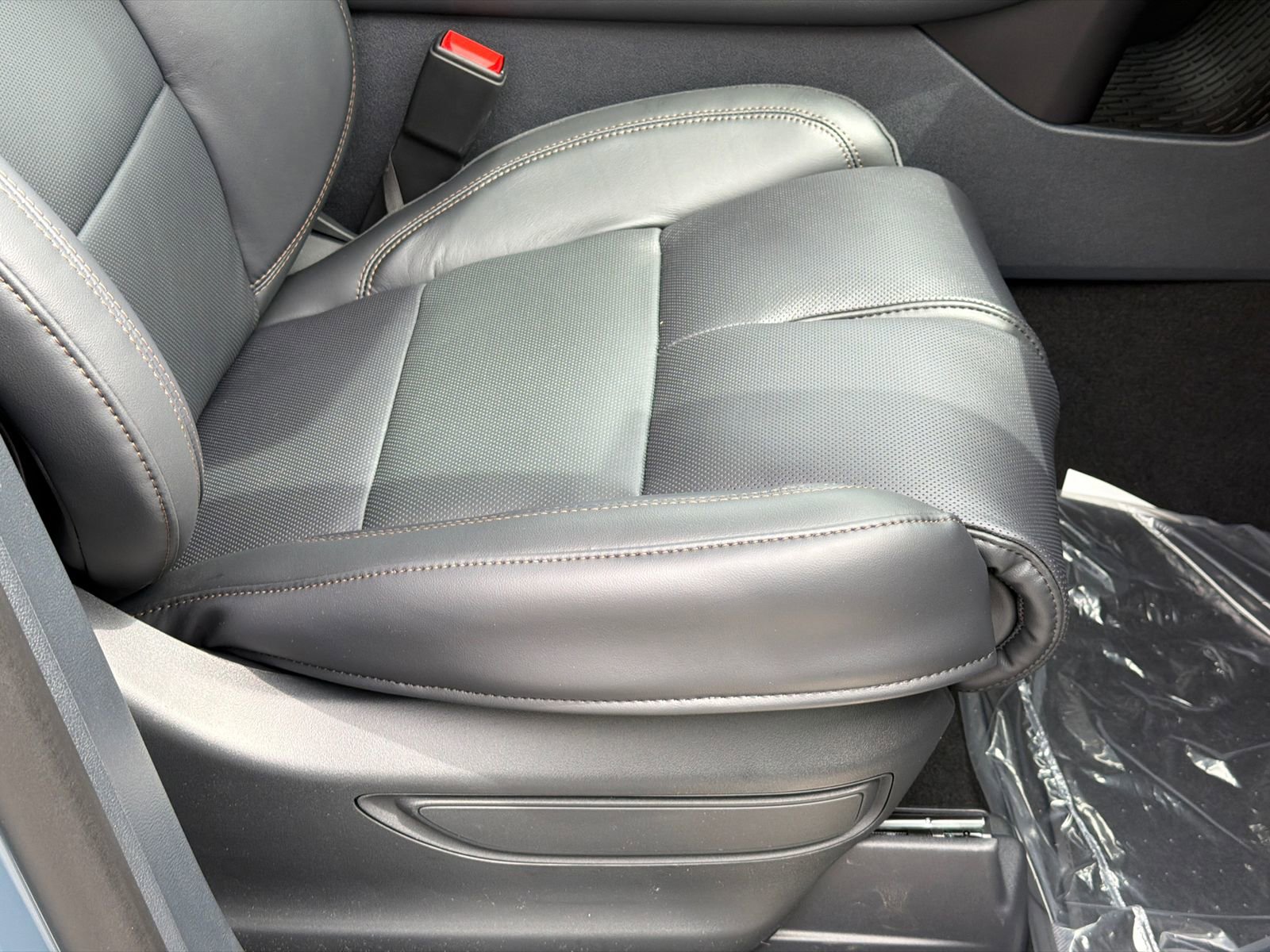 New 2026 Lincoln Aviator Reserve AWD/4WD image 13