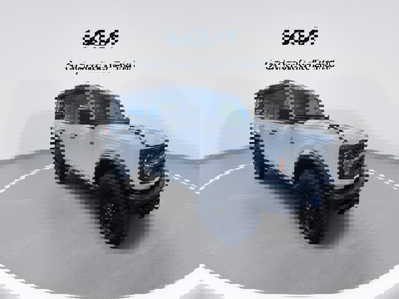 Used 2021 Ford Bronco Black Diamond image 2