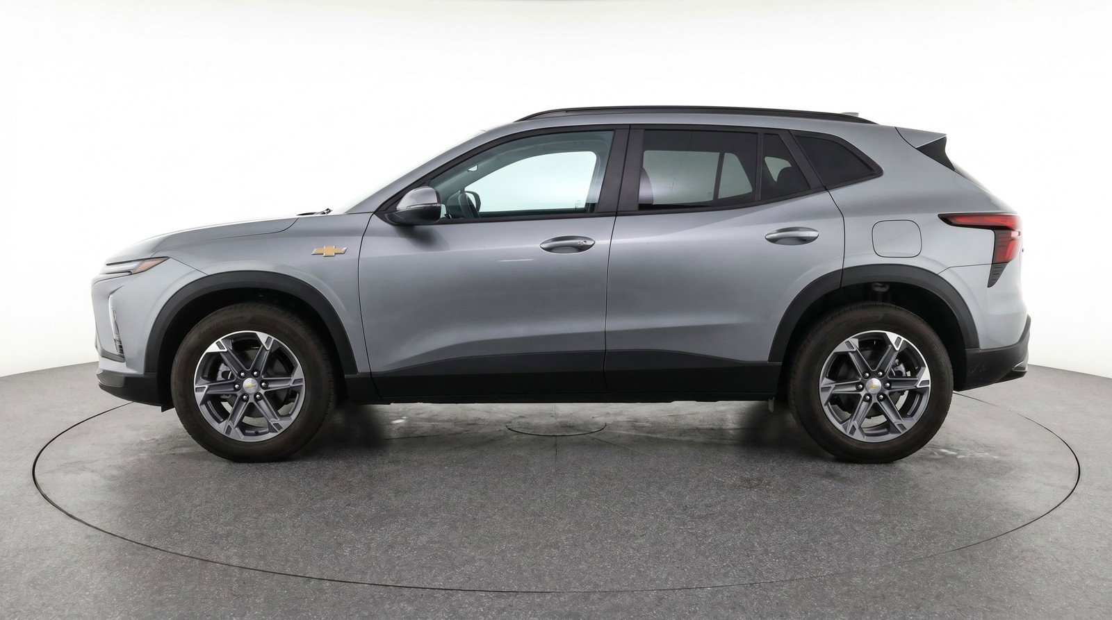 Used 2025 Chevrolet Blazer LT FWD image 5