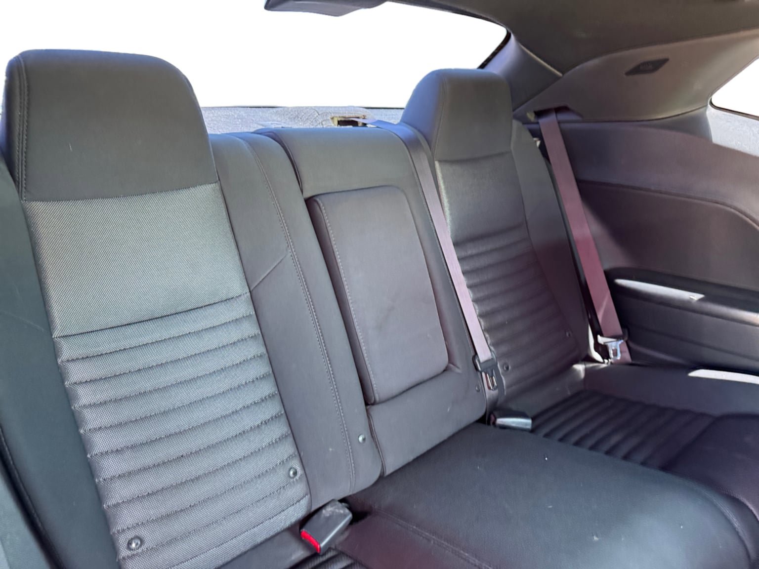 Used 2012 Dodge Challenger SXT RWD image 18