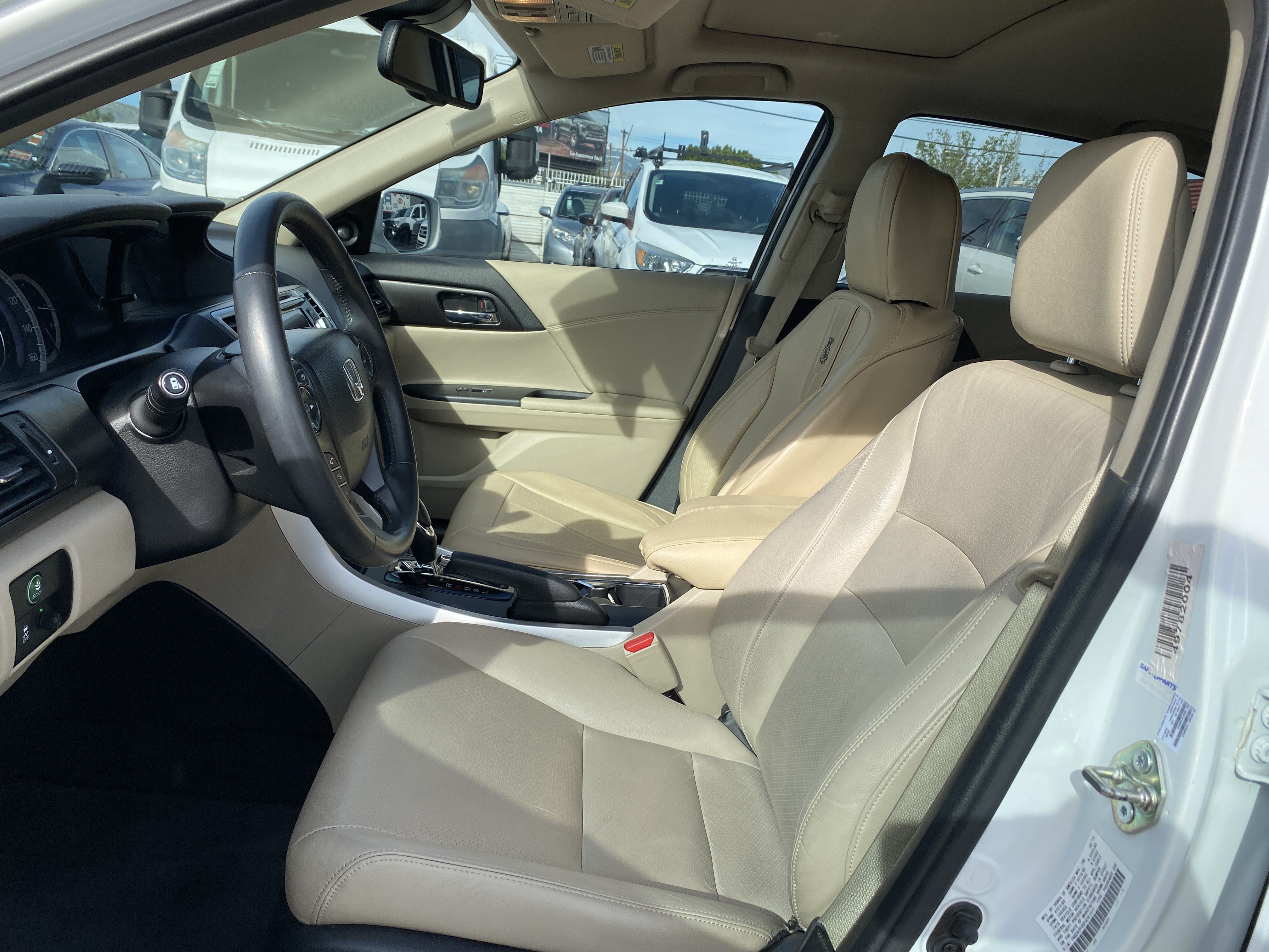 Used 2015 Honda Accord EX-L image 10